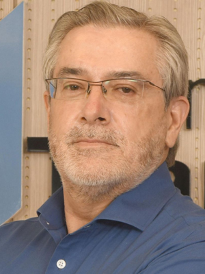 Bernardo Navarrete Yáñez